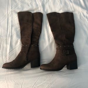 NWOT knee high boots